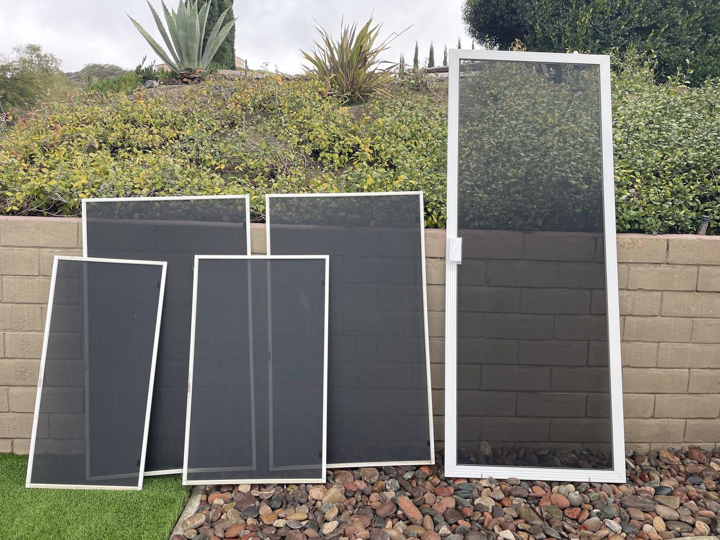 Sliding screen doors